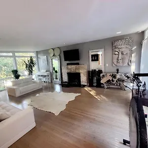  Holiday home Shanti Om Retreat In Beverly Hills United States